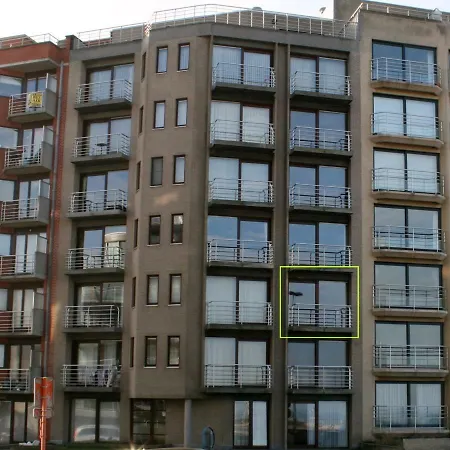 Met Zeezicht Max 6 P