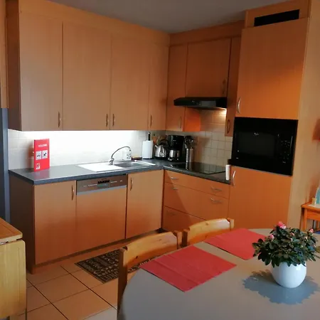 De Strandwandeling 0203 Met Frontaal Zeezicht