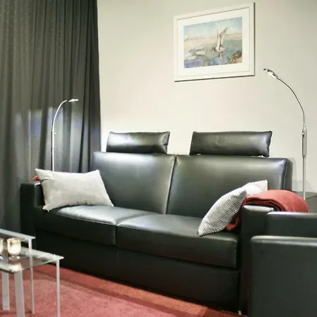 De Strandwandeling 0203 Met Frontaal Zeezicht *