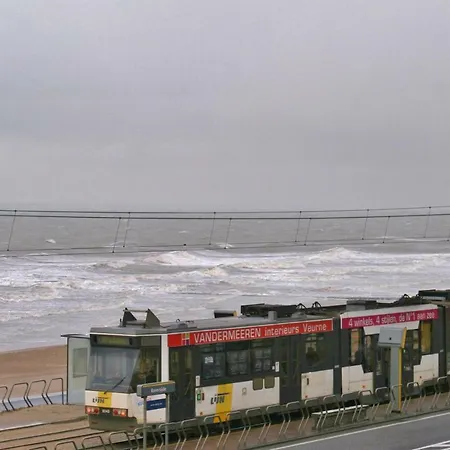 Met Zeezicht Max 6 P Διαμέρισμα Οστένδη