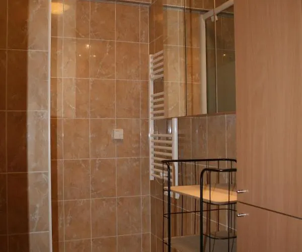 Met Zeezicht Max 6 P *